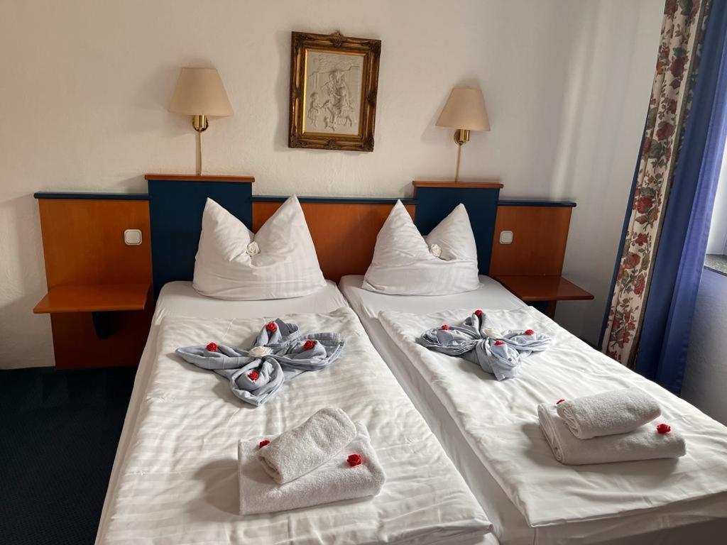 Hotel Zur Bruecke Херцогенрат Экстерьер фото