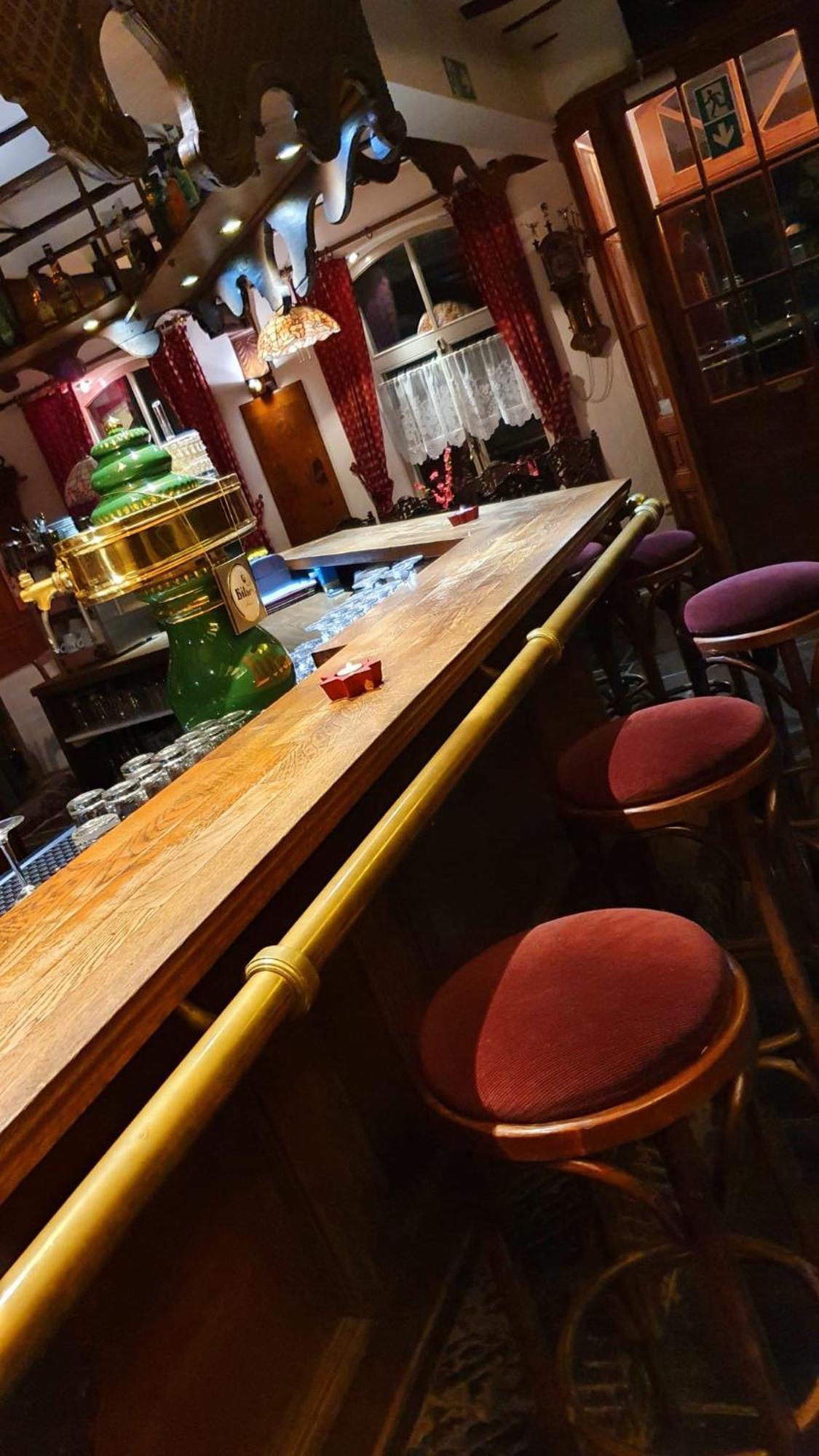 Hotel Zur Bruecke Херцогенрат Экстерьер фото